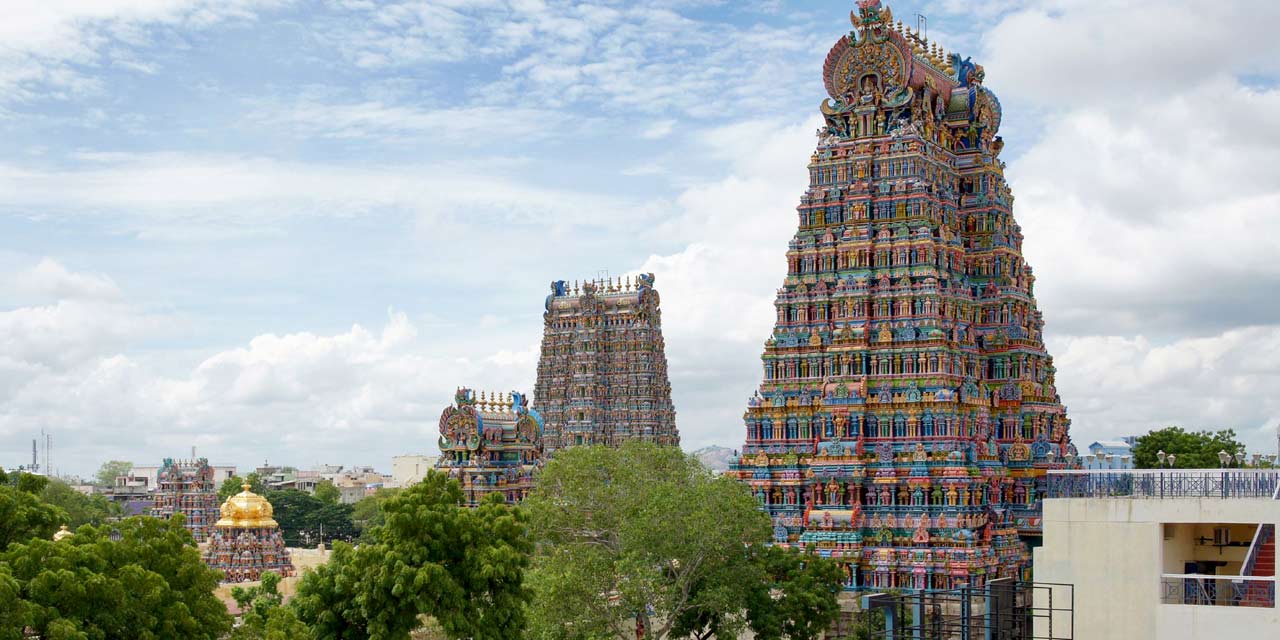 Aegiscabs 1189189670Sri Meenakshi Sundareswarar Temple.jpg